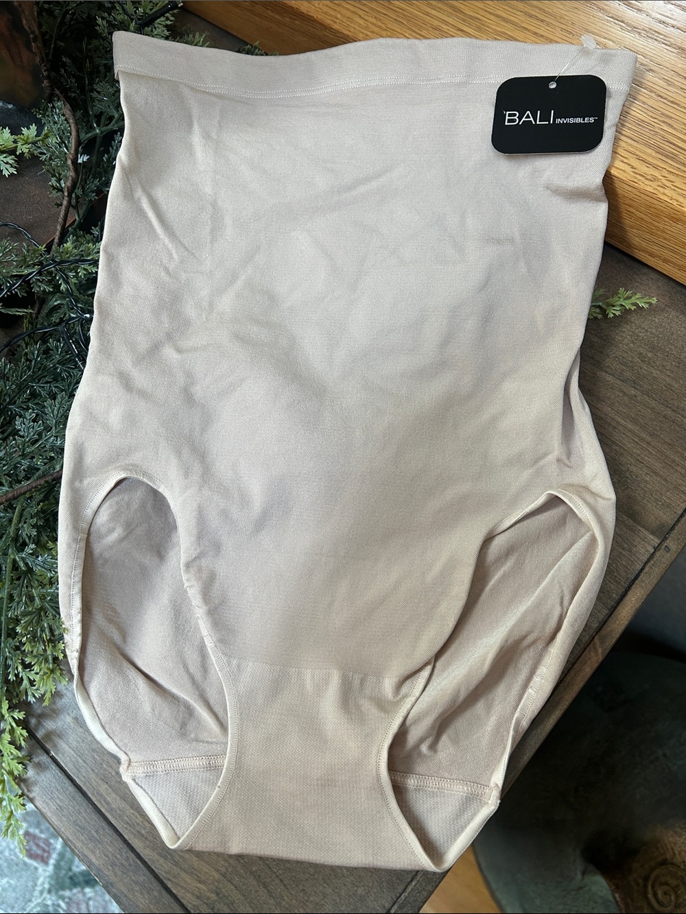 Bali Invisibles High-Waist Shaping Brief — Light Beige large. New!